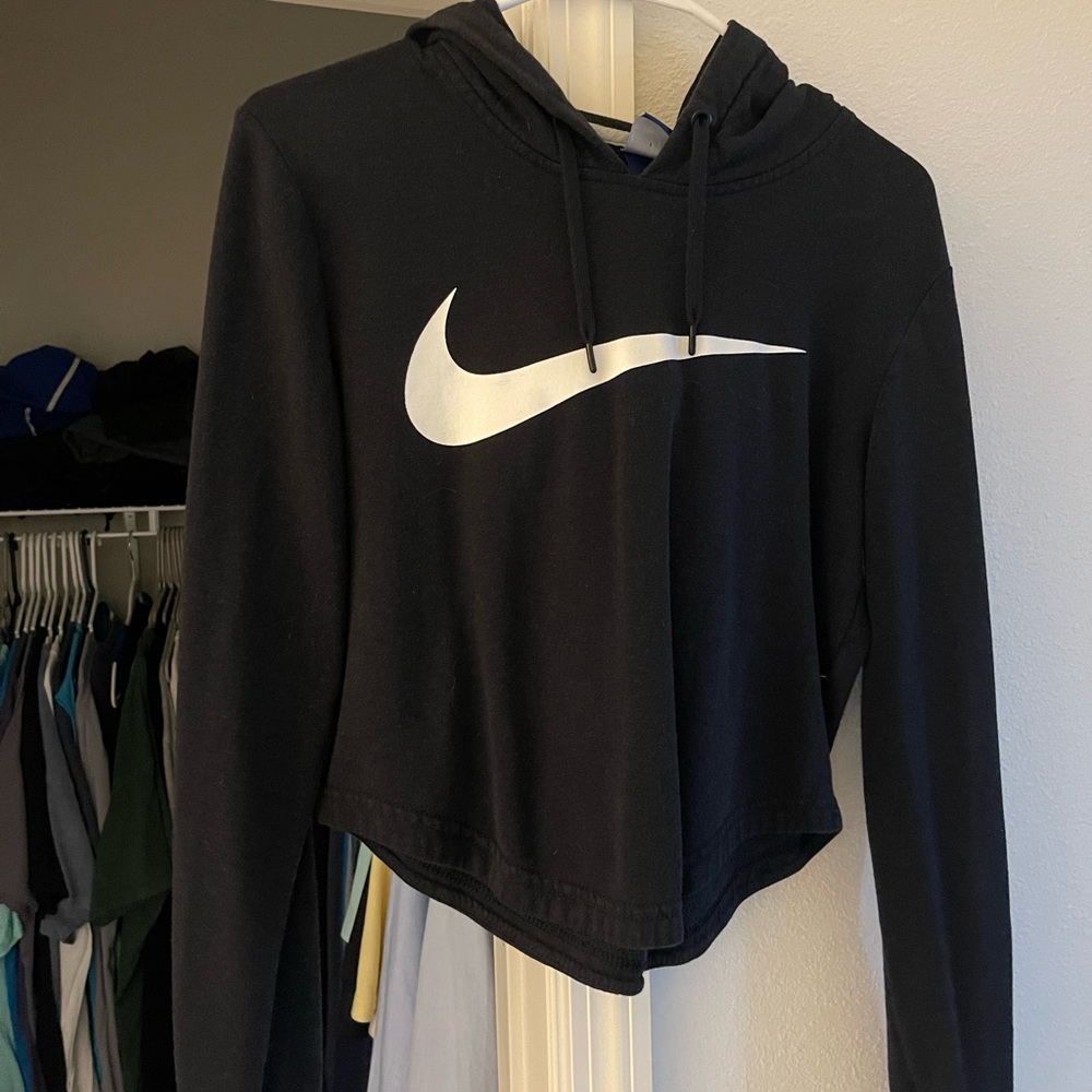 Nike Women's Black Cropped Hoodie